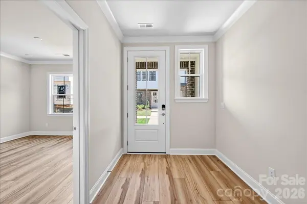 12015 Elsa LN, Charlotte, NC 28277