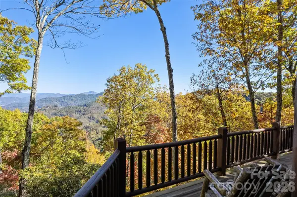 53 Kamama TRL, Maggie Valley, NC 28751