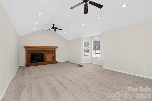 221 S Potter RD, Lancaster, SC 29720