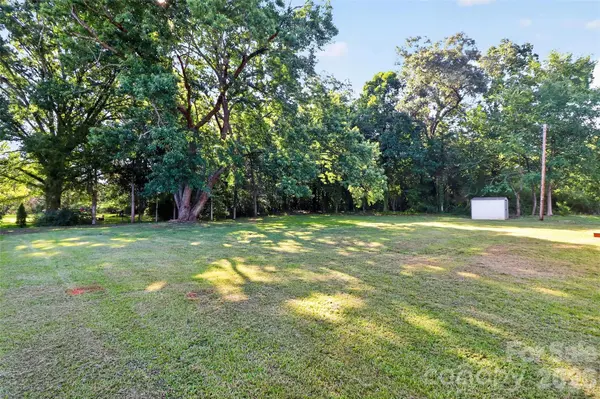 221 S Potter RD, Lancaster, SC 29720