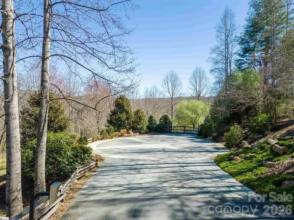 180 Overlook Park DR #51, Hendersonville, NC 28792