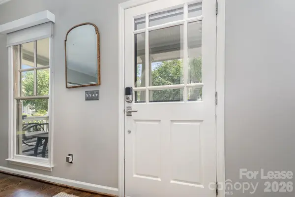 418 Olmsted Park PL, Charlotte, NC 28203