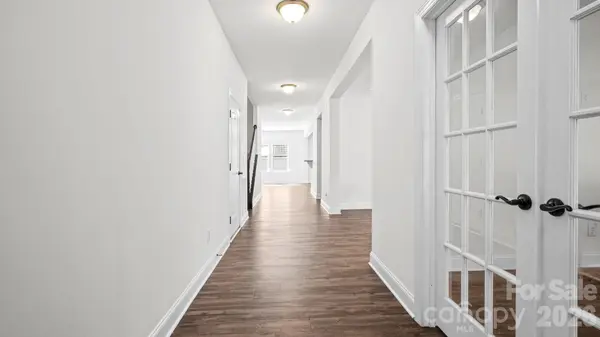 7235 Barefoot Forest DR, Charlotte, NC 28269