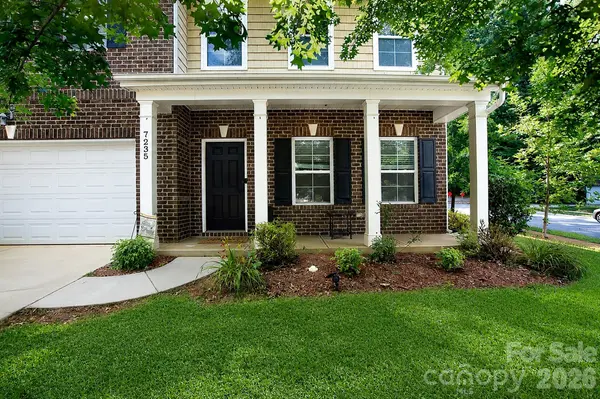 7235 Barefoot Forest DR, Charlotte, NC 28269