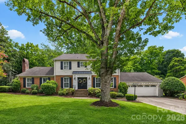 8127 Prince George RD, Charlotte, NC 28210