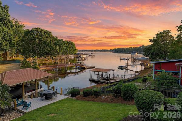 8535 Sylvan DR, Terrell, NC 28682