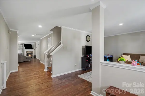 1729 Red Bird CIR, Concord, NC 28025