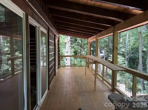 5 Marion DR, Maggie Valley, NC 28751