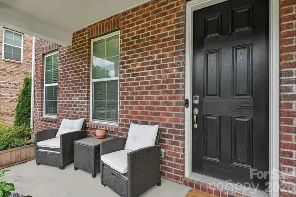10122 Hemingway PL, Charlotte, NC 28227