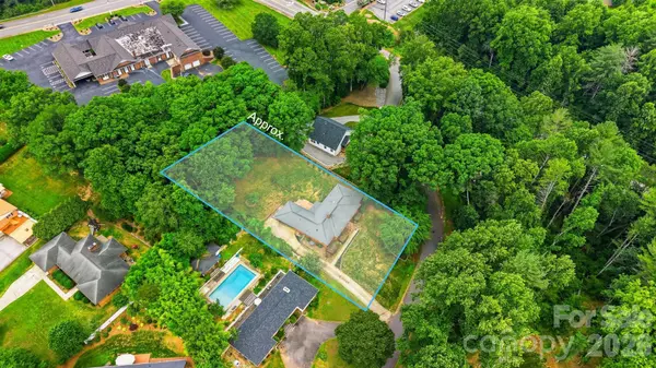 115 WEDGEWOOD DR, Morganton, NC 28655