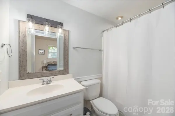 142 Whisperwood DR #19, Hendersonville, NC 28791