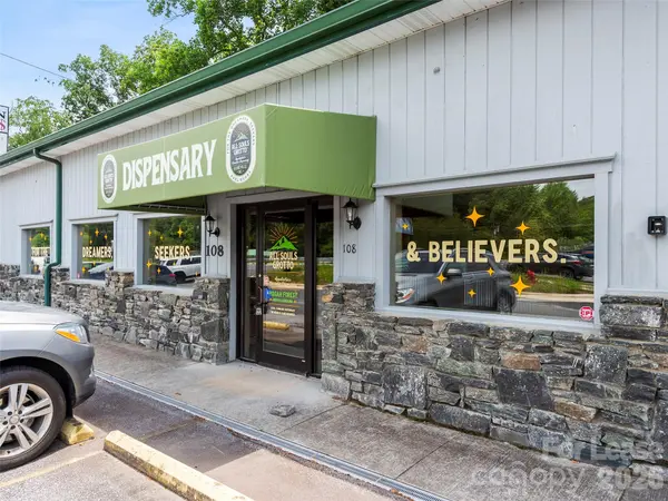 108 Hendersonville HWY, Pisgah Forest, NC 28768