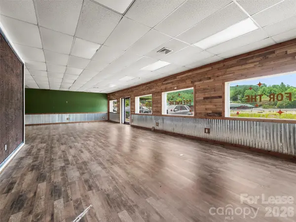 108 Hendersonville HWY, Pisgah Forest, NC 28768