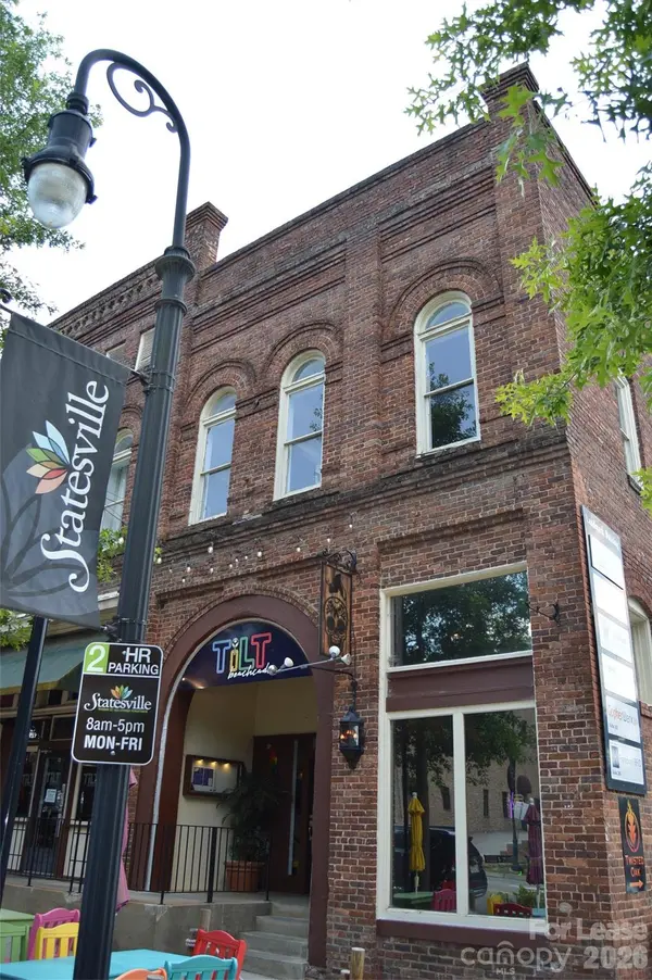 121 N Center ST, Statesville, NC 28677