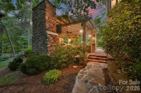 1656 Brawley School RD, Mooresville, NC 28117