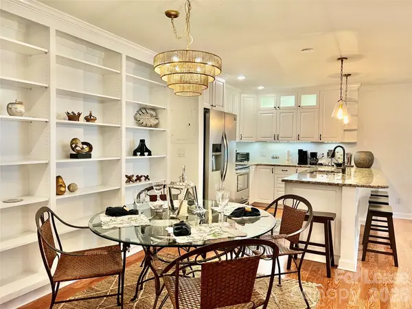 1323 Queens RD #417, Charlotte, NC 28207