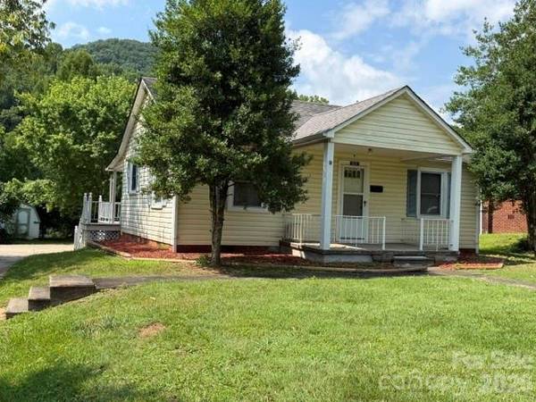 620 Rutherford RD, Marion, NC 28752