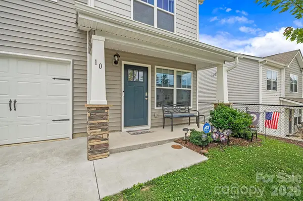 10 Benedict LN, Weaverville, NC 28787