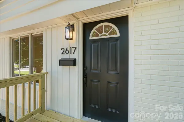 2617 Clydesdale TER, Charlotte, NC 28208