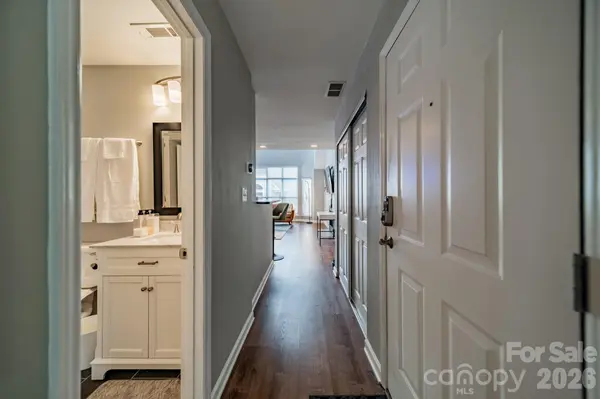 513 N Graham ST #3H, Charlotte, NC 28202