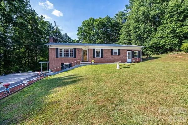 119 Foothill DR, Lenoir, NC 28645
