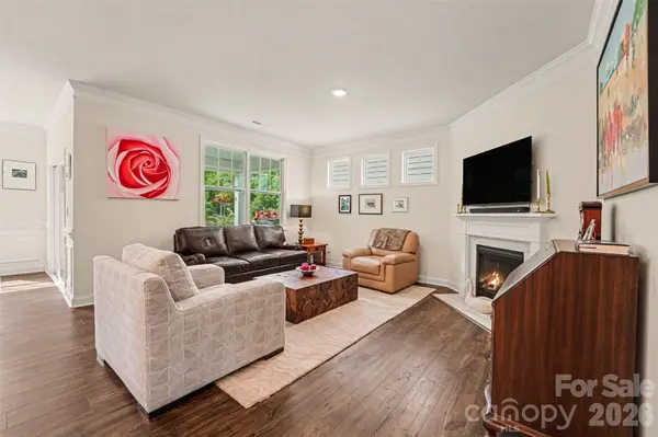 5043 Antebellum DR, Iron Station, NC 28080