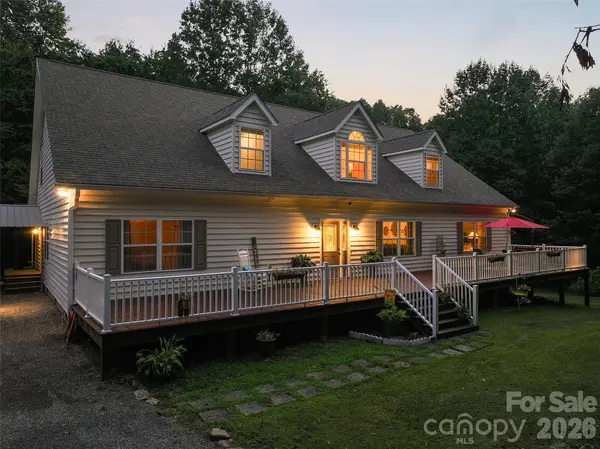 165 Sequoyah DR, Waynesville, NC 28785