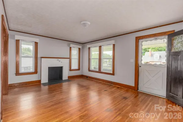 46 Gilkey ST, Marion, NC 28752