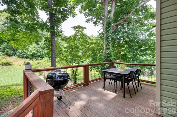 58 Shuler RD, Candler, NC 28715