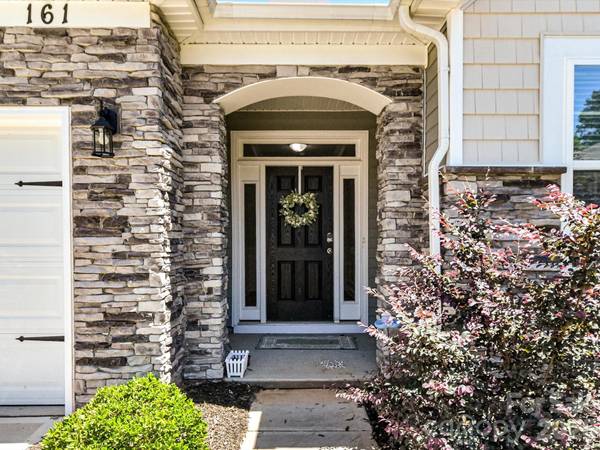 161 Cotton Field DR, Statesville, NC 28677