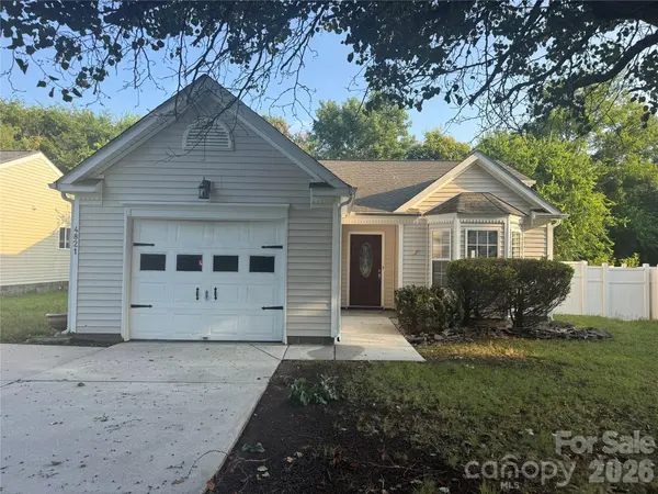 4821 Renfrew DR,  Concord,  NC 28027