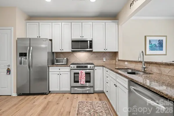 16247 Annahill CT, Charlotte, NC 28277
