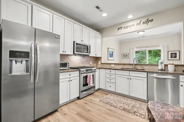 16247 Annahill CT, Charlotte, NC 28277