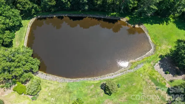 390 Airport RD, Taylorsville, NC 28681
