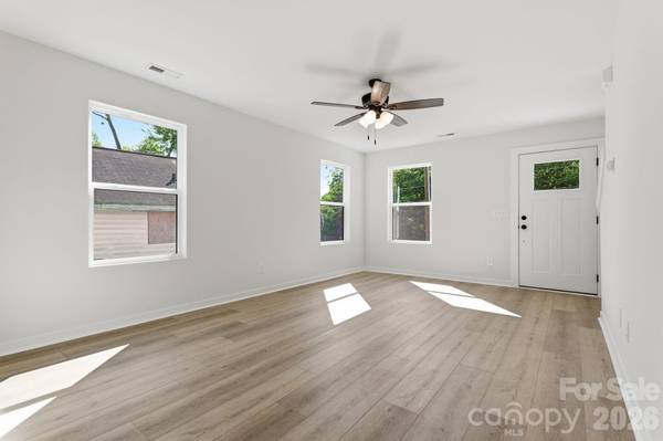 53 Young AVE SW, Concord, NC 28025