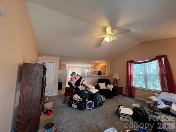 5121 Magnolia Tree LN, Charlotte, NC 28215