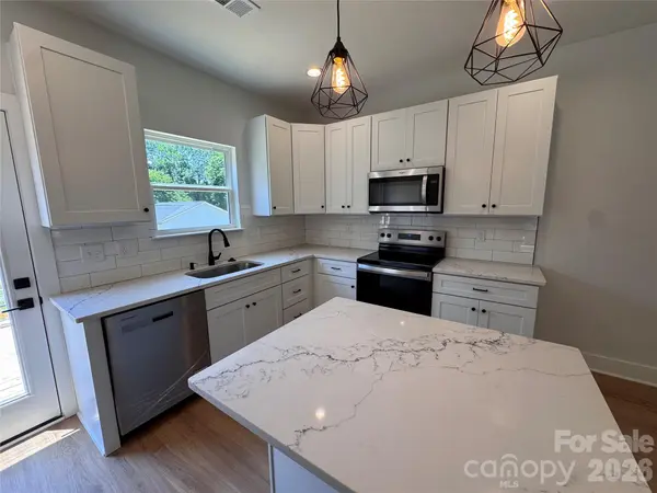 401 N Firestone ST, Gastonia, NC 28052