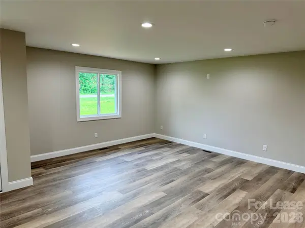 6415 Little Mountain RD, Sherrills Ford, NC 28673
