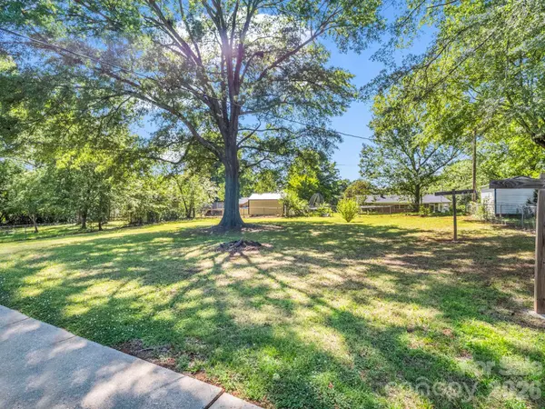 255 Smith Grove RD, Forest City, NC 28043