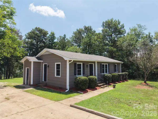 3853 COUNTRY CLUB RD, Wadesboro, NC 28170