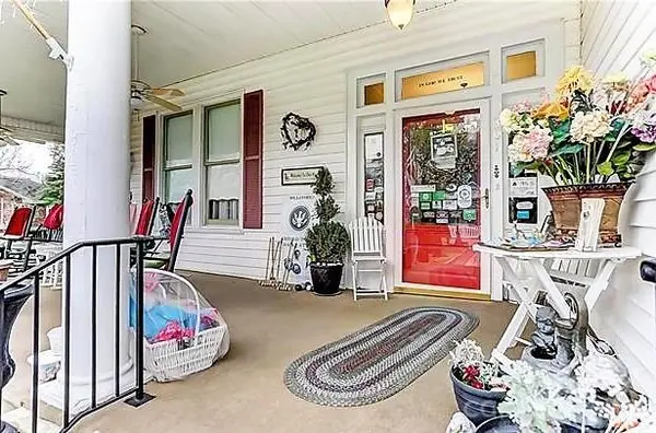 301 Cleveland AVE, Grover, NC 28073