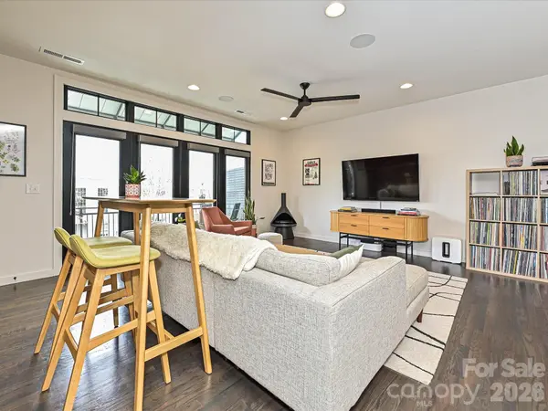 432 E 33rd ST, Charlotte, NC 28205