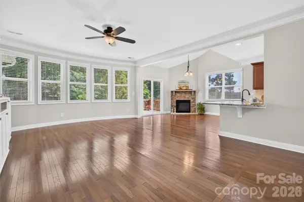 6405 Alba Rose LN, Huntersville, NC 28078