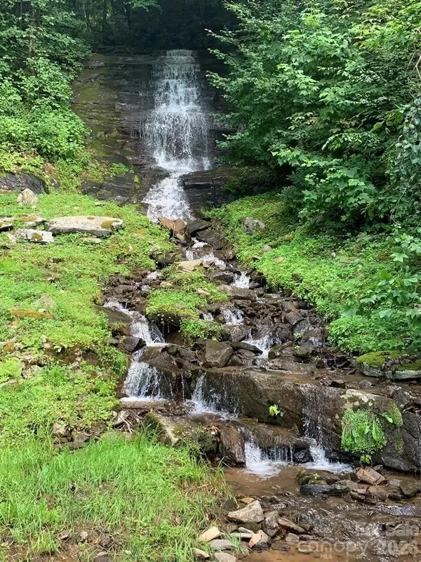 00 E Alarka RD, Bryson City, NC 28713