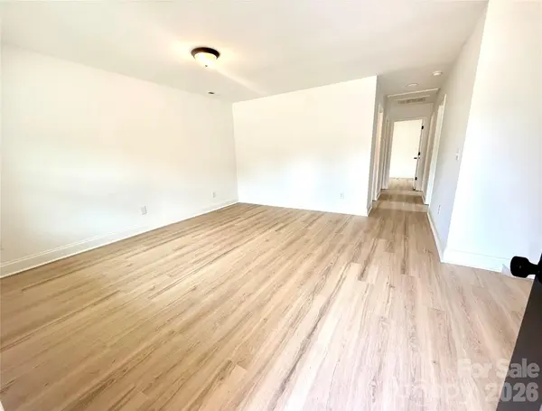 121 S Beaver ST, Landis, NC 28088