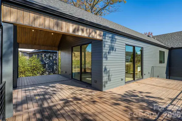 511 Wilma Dykeman TRL, Asheville, NC 28804