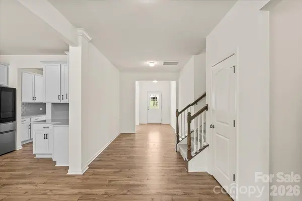183 Parkmont DR, Troutman, NC 28166