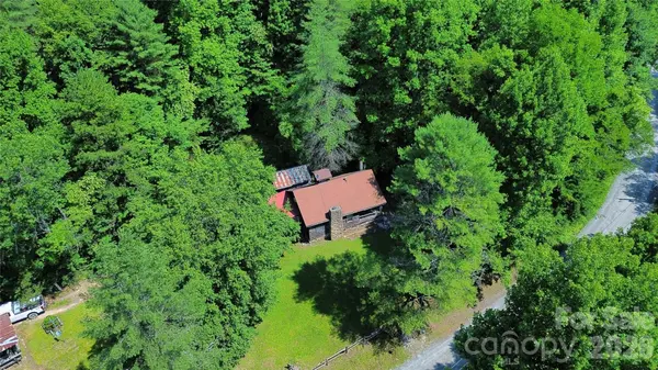 8340 Hwy 90 HWY, Collettsville, NC 28611