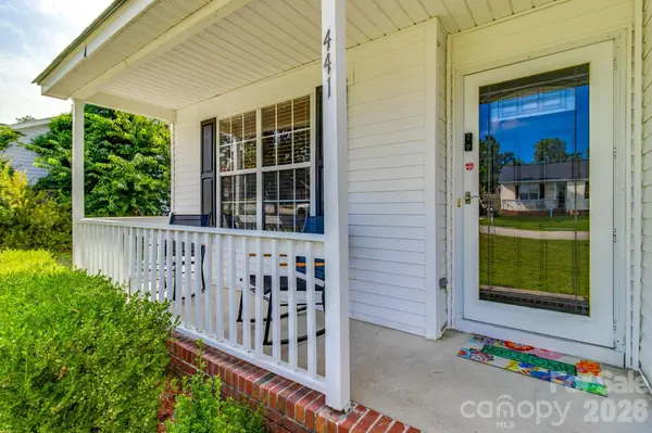 441 Coops CT, West Columbia, SC 29170
