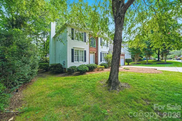 7711 Abbotsinch CT, Charlotte, NC 28269